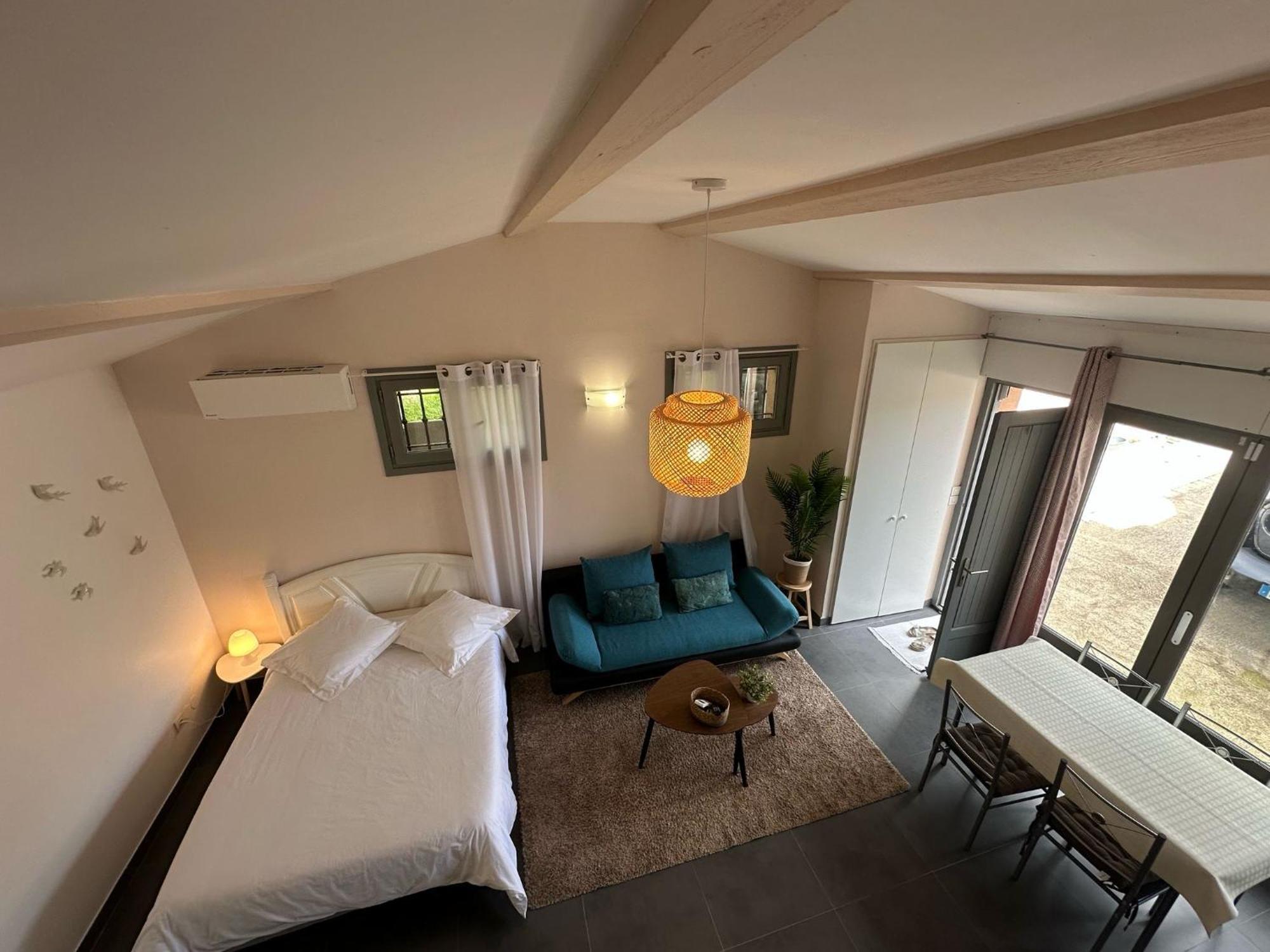 Studio Calme Et Agreable Avec Acces Jardin Partage Le Bar-sur-Loup ภายนอก รูปภาพ